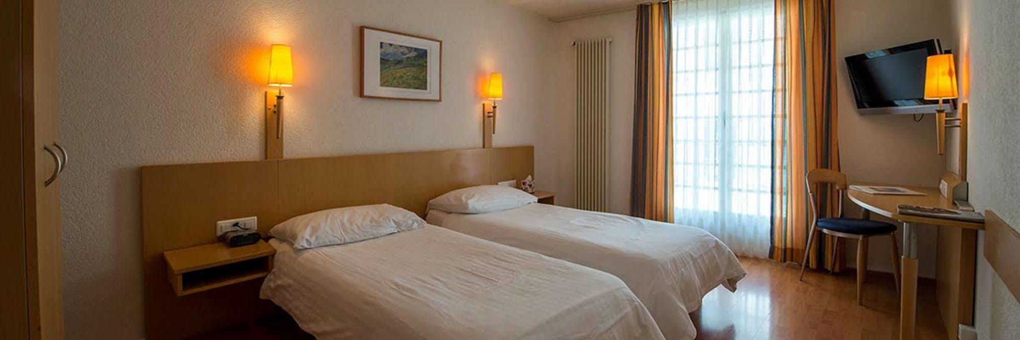 Les Negociants Hotel Vevey Exterior foto